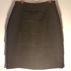 Jones Studio Skirt size 8 Classic Black Straight